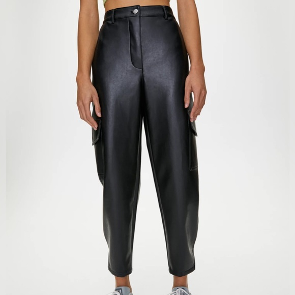 Wilfred leather modern cargo pants size 6 - Picture 2 of 6